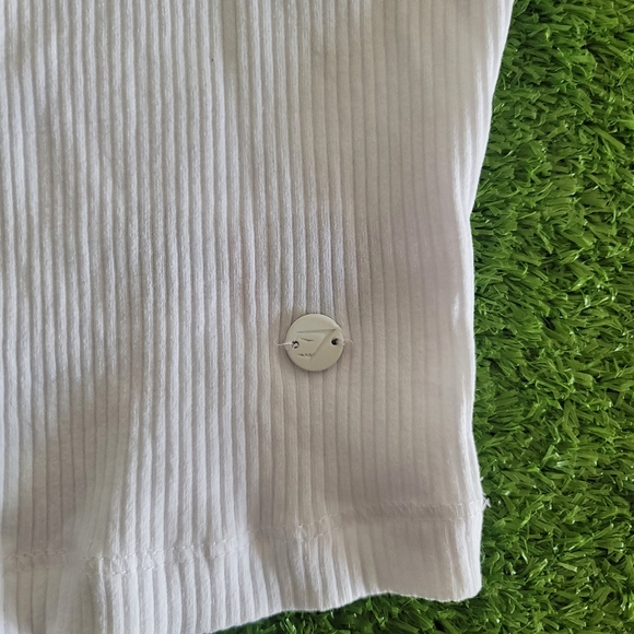 Gymshark Crop Tank Top - Picture 2 of 4